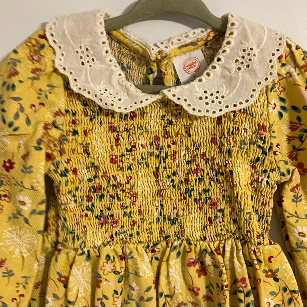 Wonder Nation girls 3T long-sleeve smocked floral dress white Peter Pan collar - Picture 4 of 9